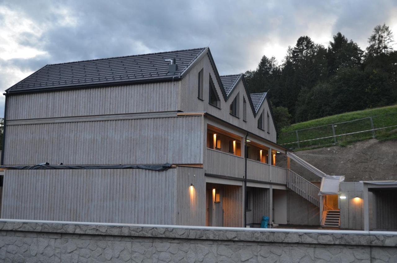 Zum Wohle Aparthotel Oberwoelz Stadt Exteriör bild
