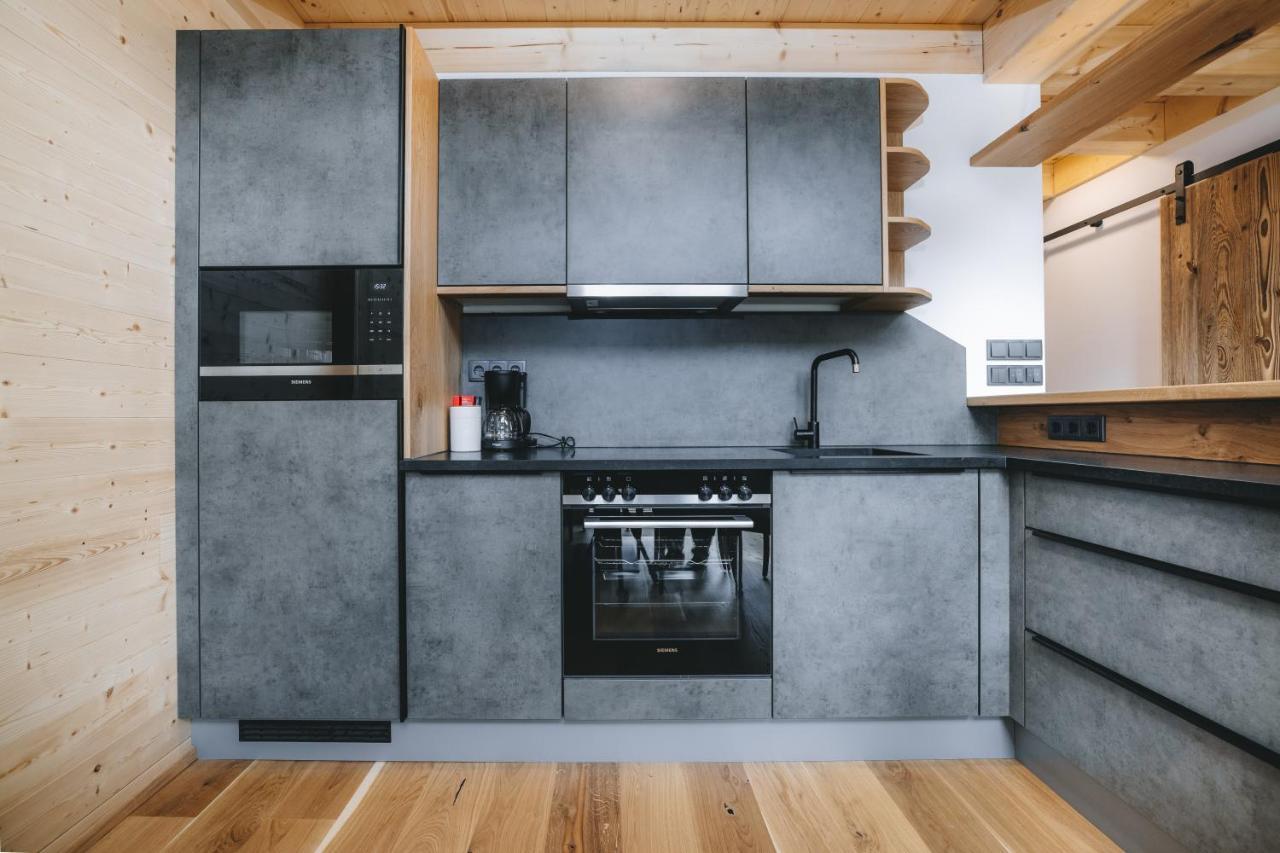 Zum Wohle Aparthotel Oberwoelz Stadt Exteriör bild